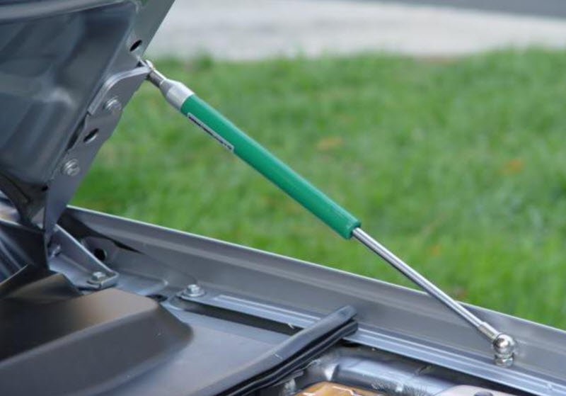 Амортизатор крышки багажника: коротко об устройстве, поломках и замене