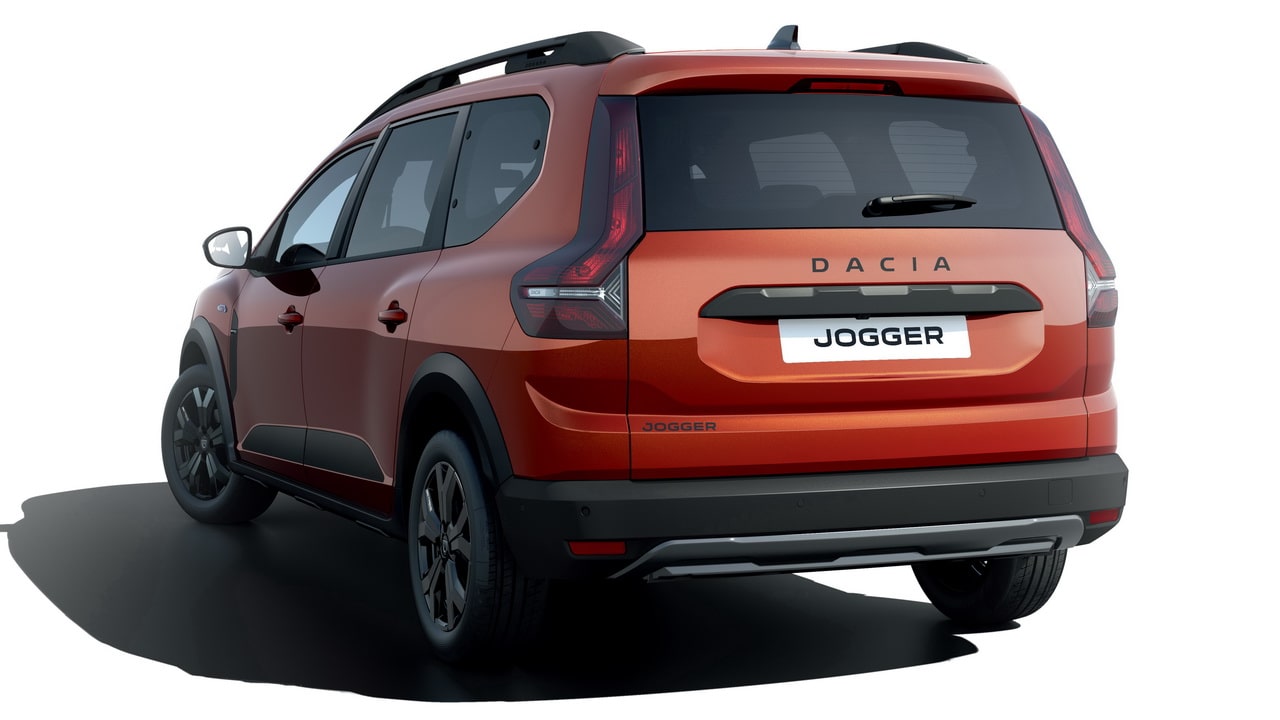 Dacia Jogger 2022 — новый кросс-универсал на 7 мест на базе Sandero